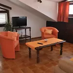 Vela Borka Apartman